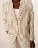 Blazer de rayas con dos botones en beige Pia