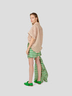 Short Beckett en lona de rayas verdes llamativas