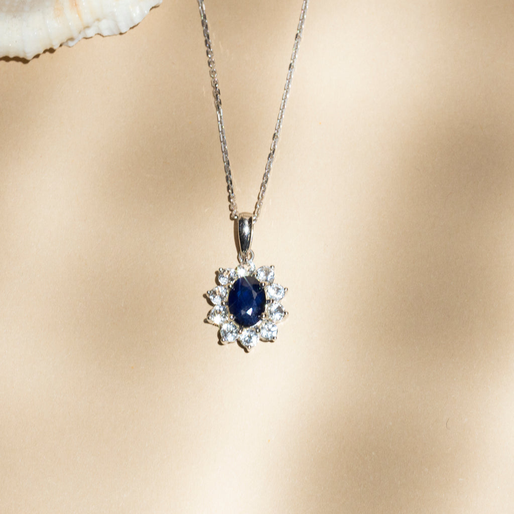 Pendentif "Etoile Bleue" Saphir 1,1/1 Topaze Blanche 0,08/10 - Or Blanc