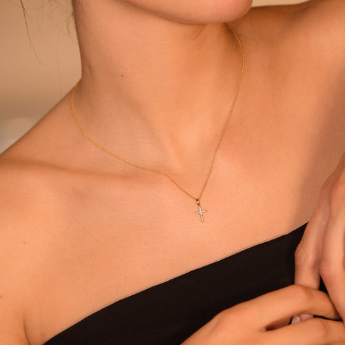 Pendentif "Croix Du Bonheur" Diamant :0,06Ct/16 - Or Jaune 375/1000