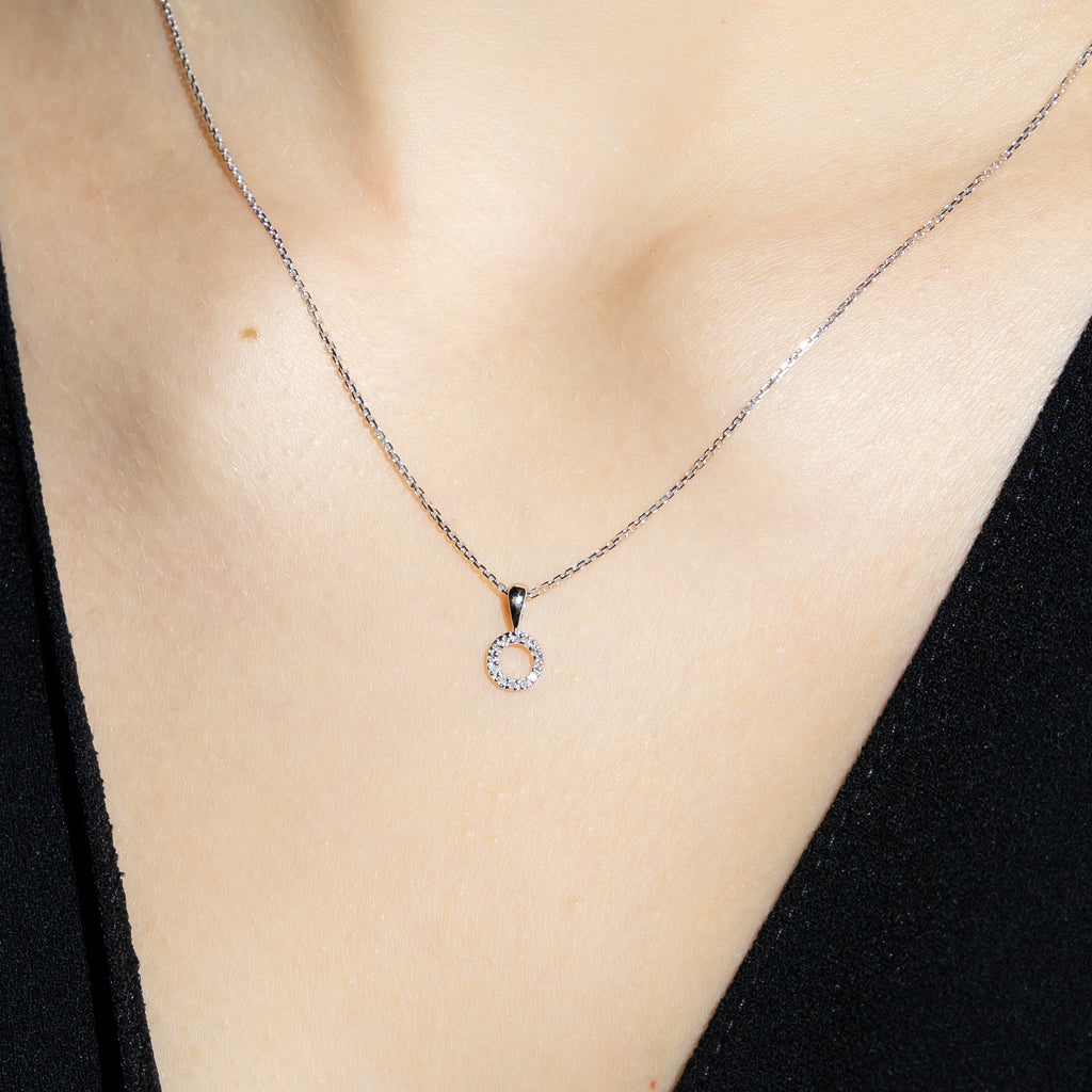 Pendentif "Simplicité"  Diamant :0,05Ct/12