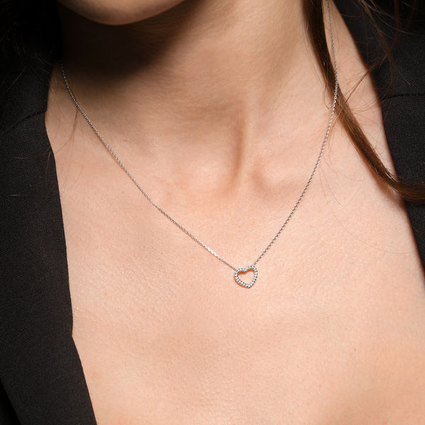 Pendentif "Joli Coeur Pm"  Or Blanc Diamant :0,07Ct/24