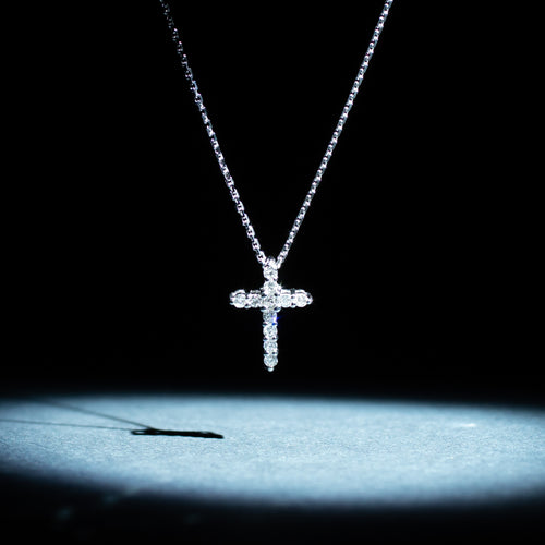 Pendentif "Sacrée Croix" Diamant 0,17Ct/11 - Or Blanc 375/1000