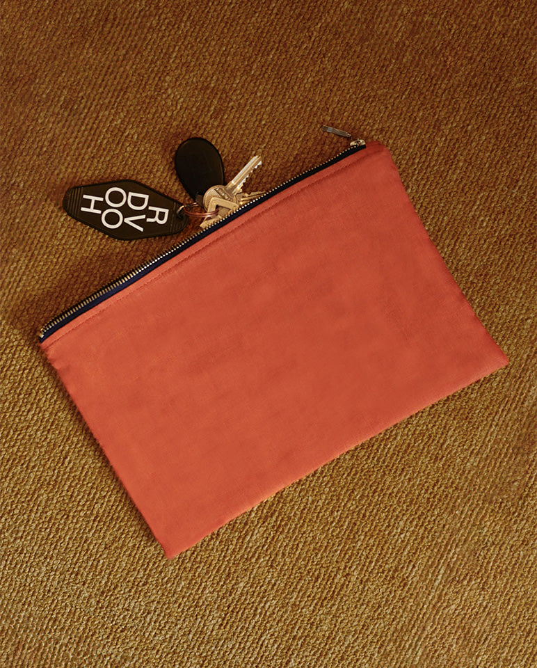 Pochette en lin Terracotta liseré Bleu 5567