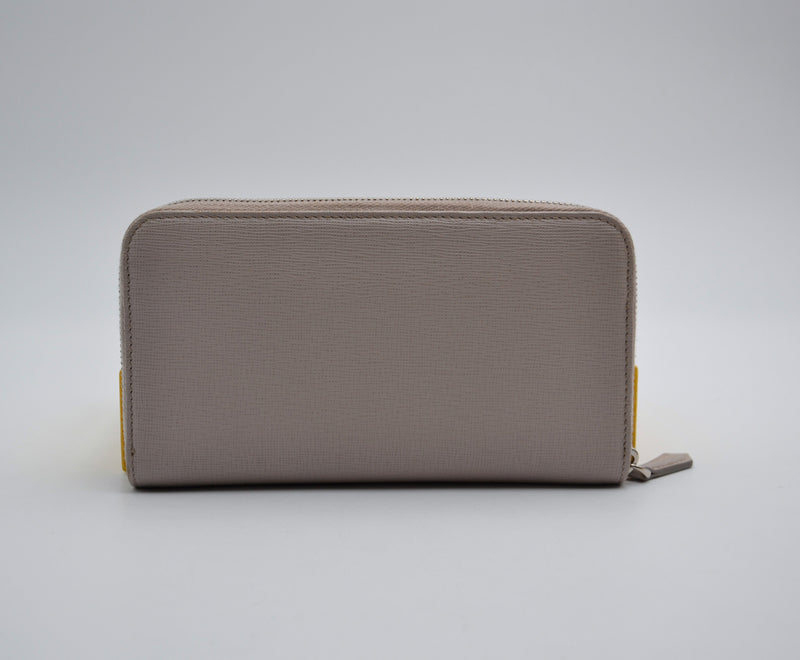 Fendi Beige Leather Zipped Wallet