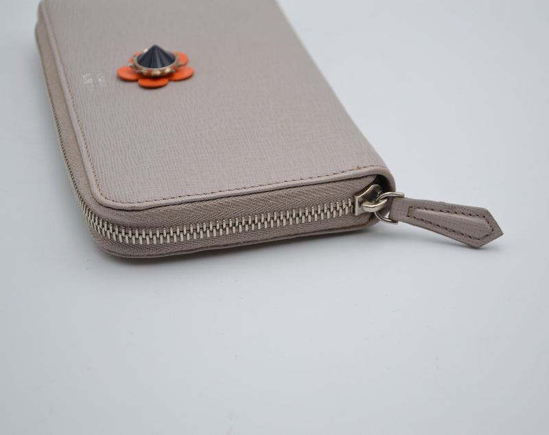 Fendi Beige Leather Zipped Wallet