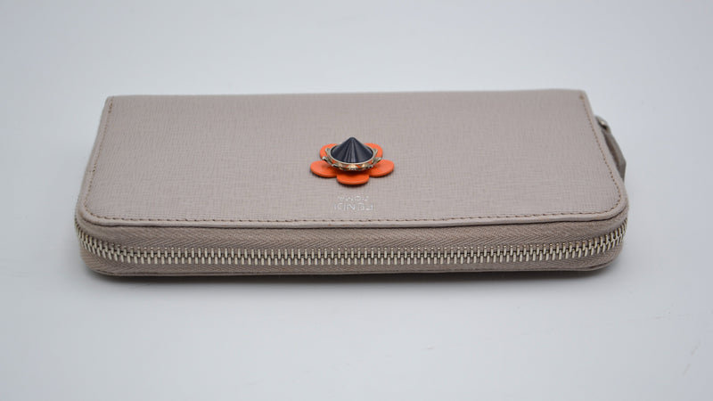 Fendi Beige Leather Zipped Wallet
