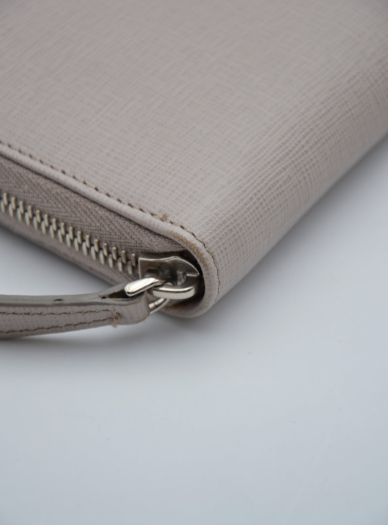 Fendi Beige Leather Zipped Wallet
