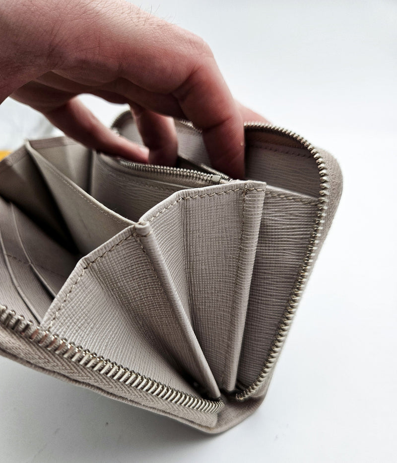 Fendi Beige Leather Zipped Wallet