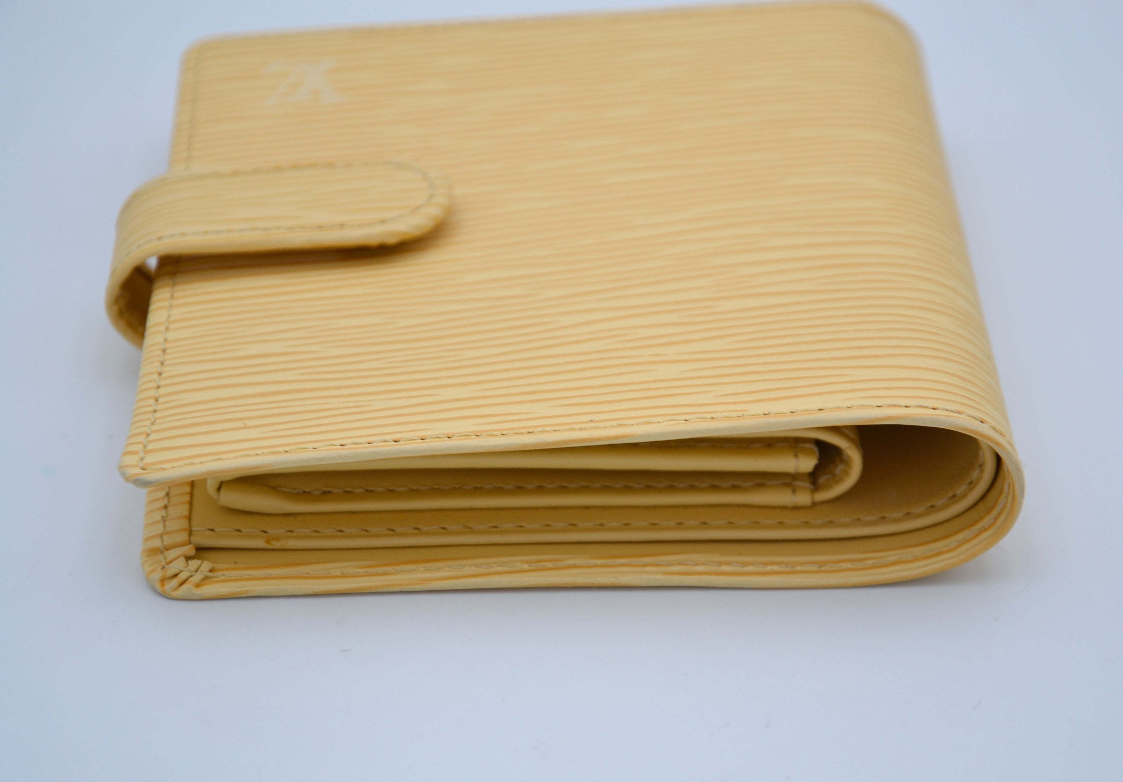 Louis Vuitton Compact Wallet In Pastel Yellow Epi Leather