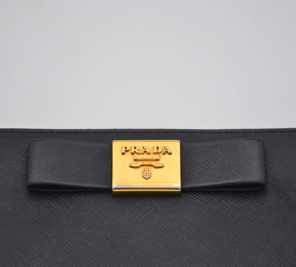 Cartera larga Prada de cuero Saffiano