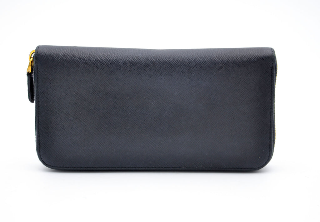 Cartera larga Prada de cuero Saffiano