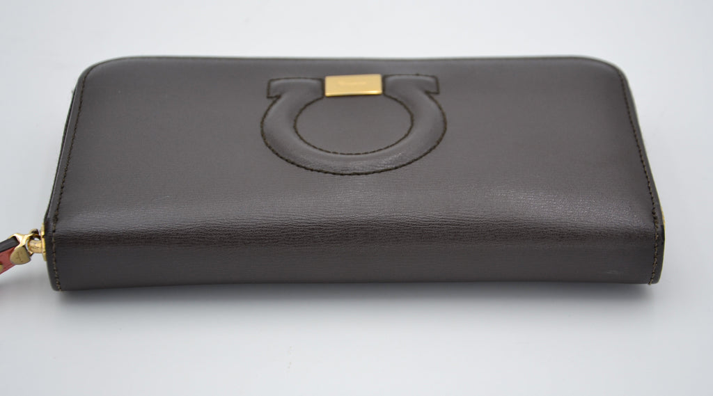 Salvatore Ferragamo Zippy Wallet in Leather