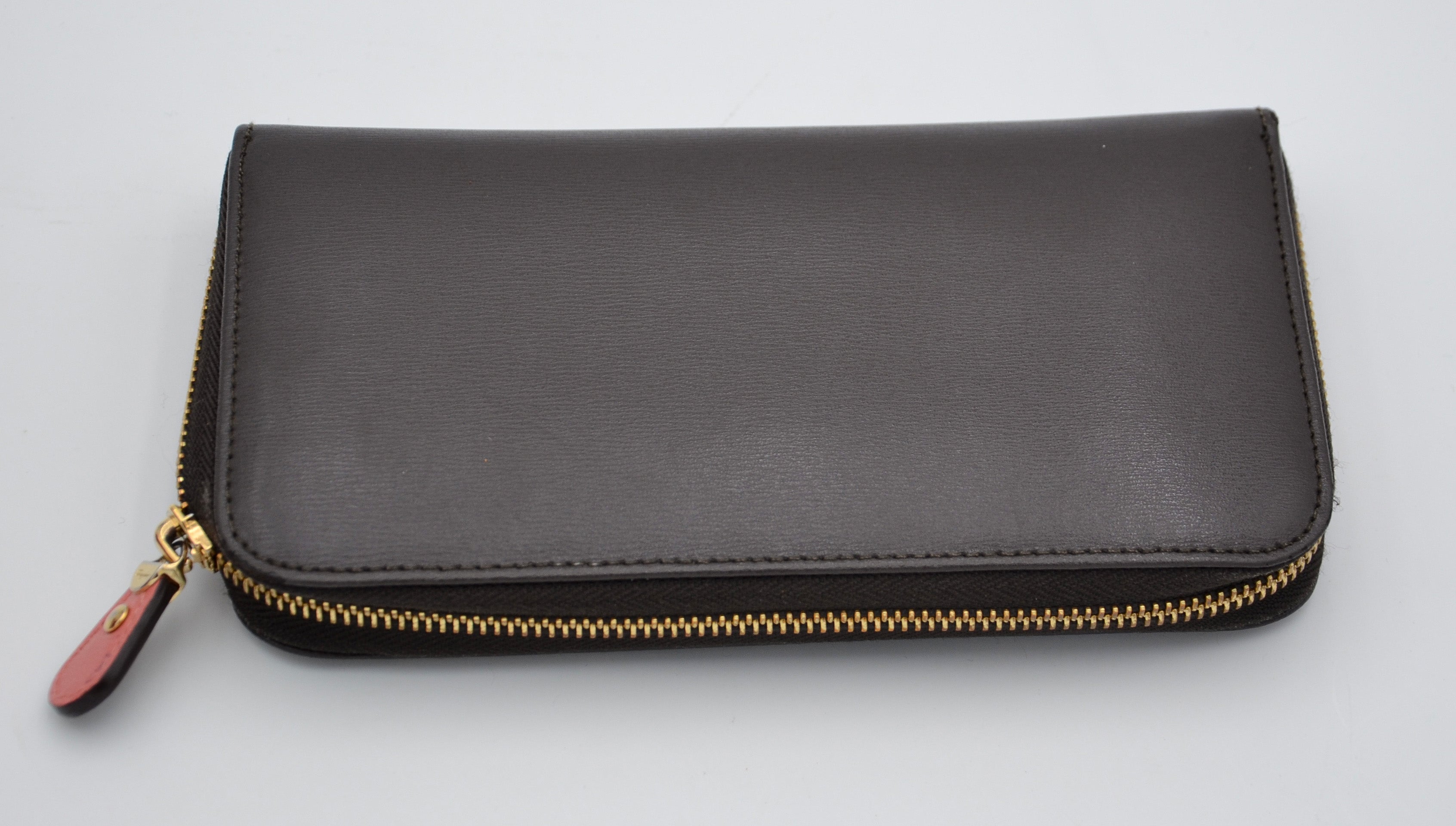 Salvatore Ferragamo Zippy Wallet in Leather