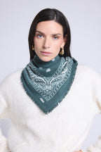 Pañuelo Bandana Atlas Presley En Cachemira - Verde Botella y Blanco - Mixto