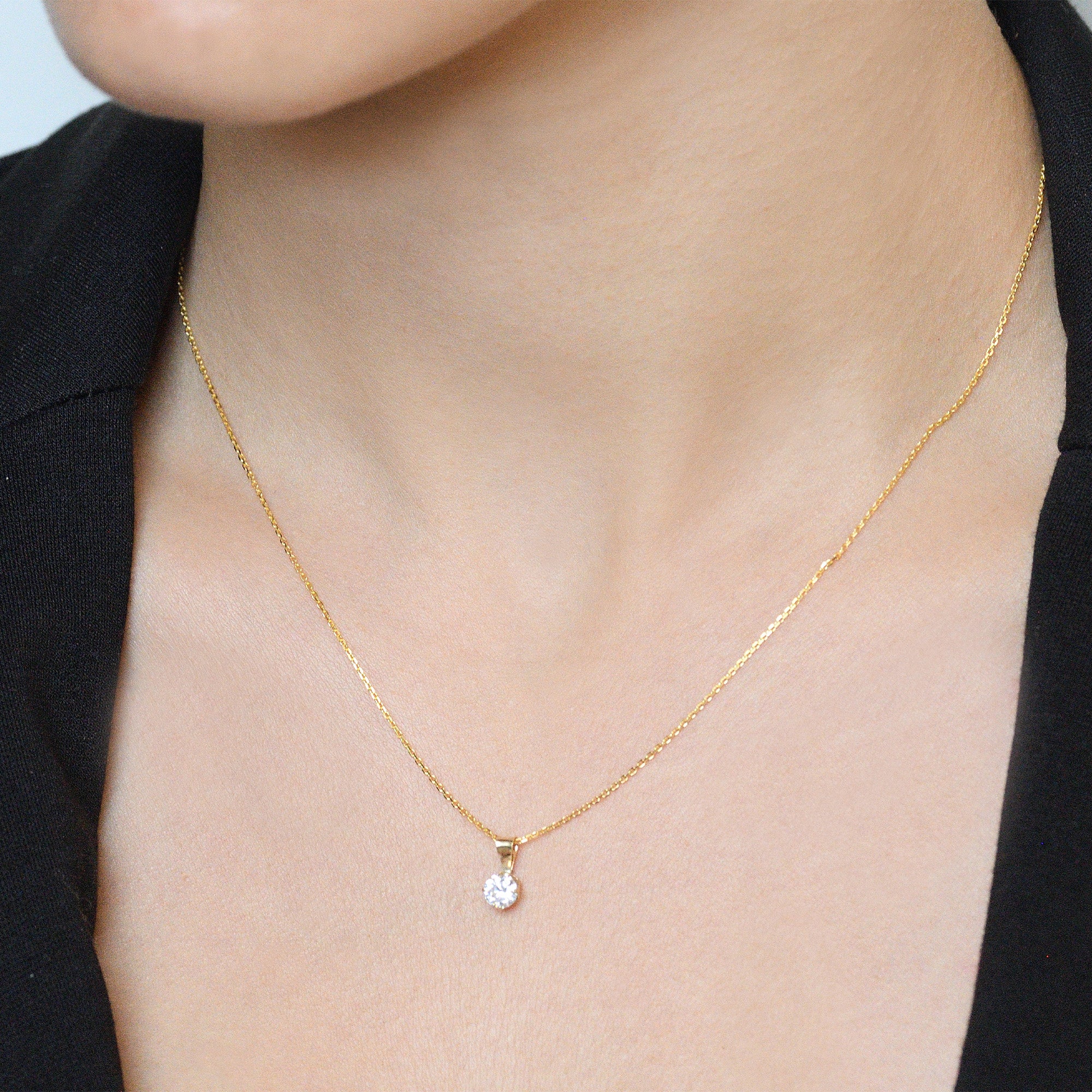 Colgante "Puce" - Oro amarillo 375/1000 y circonio