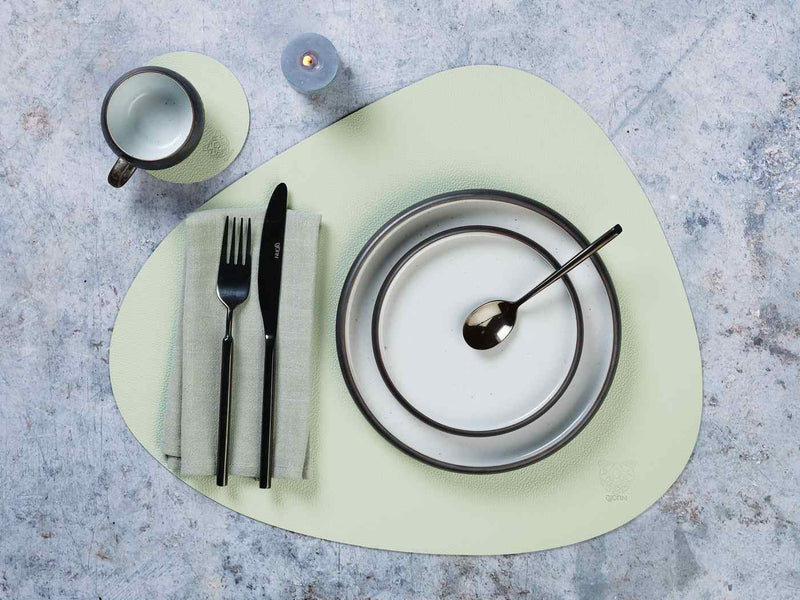 Set De Table Curve Réversible - 6 Pièces - Cuir Recyclé Rose Pâle Et Vert Pâle