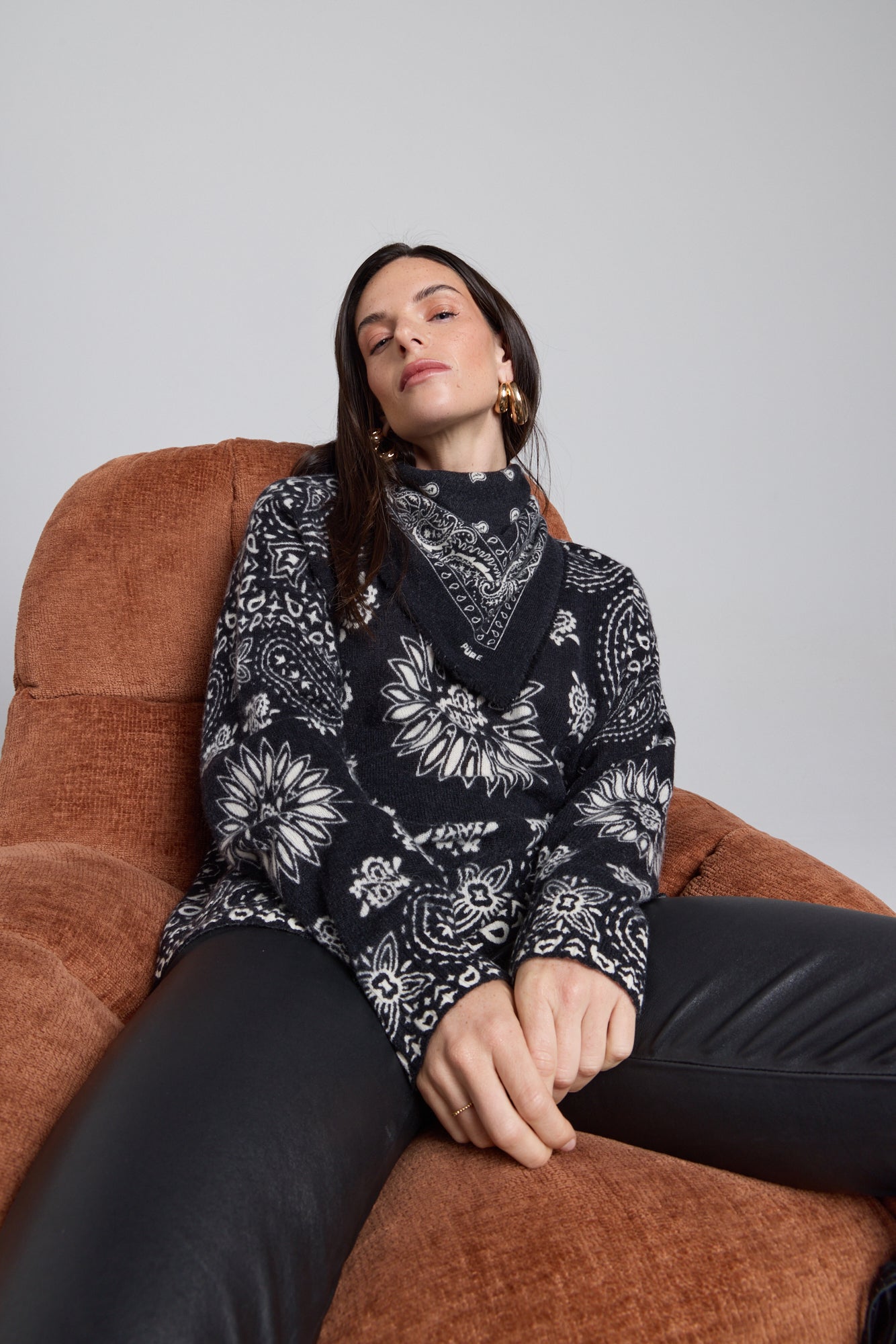 Presley Bandana Jumper - Black White - Women