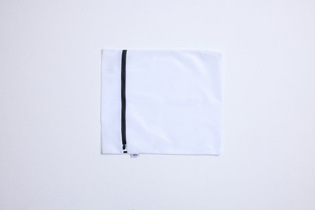Püre Laundry Bag - White Black