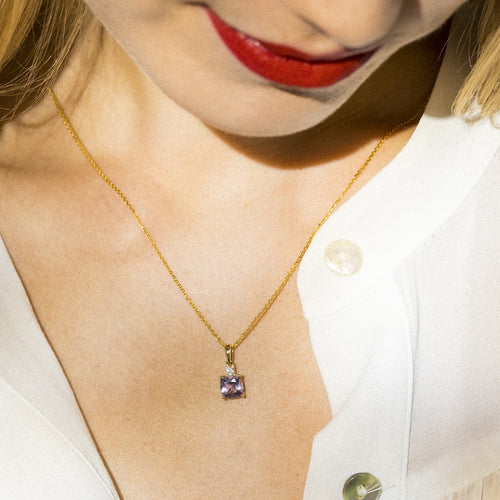 Pendentif "Tonga" D0,02/1 & Améthyste 1,5/1 - Or Jaune 375/1000