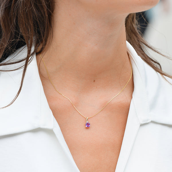 "Tonga" Pendant with 0.02/1 Diamonds &amp; 1.5/1 Amethyst - 375/1000 Yellow Gold