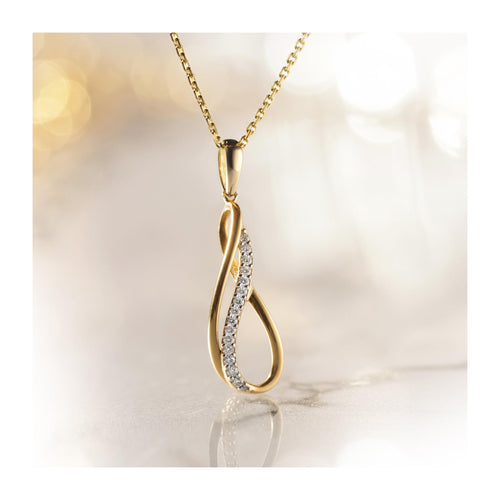 Colgante “Infinito” Diamantes 0.08/15