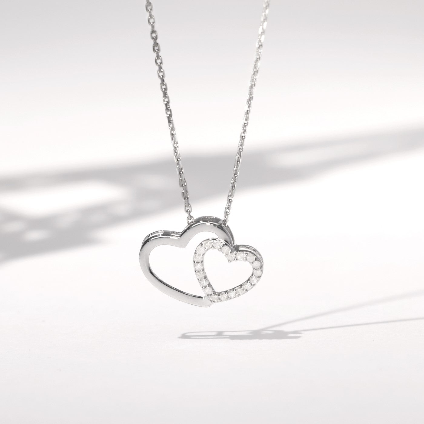 Pendentif "Two Ever" D0,11/20 - Or Blanc 375/1000