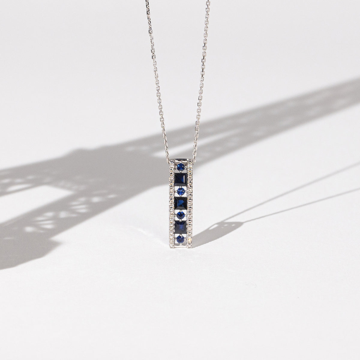 "Surat" Pendant D 0.05/14  Sa 0.83/7 - 375/1000 White Gold