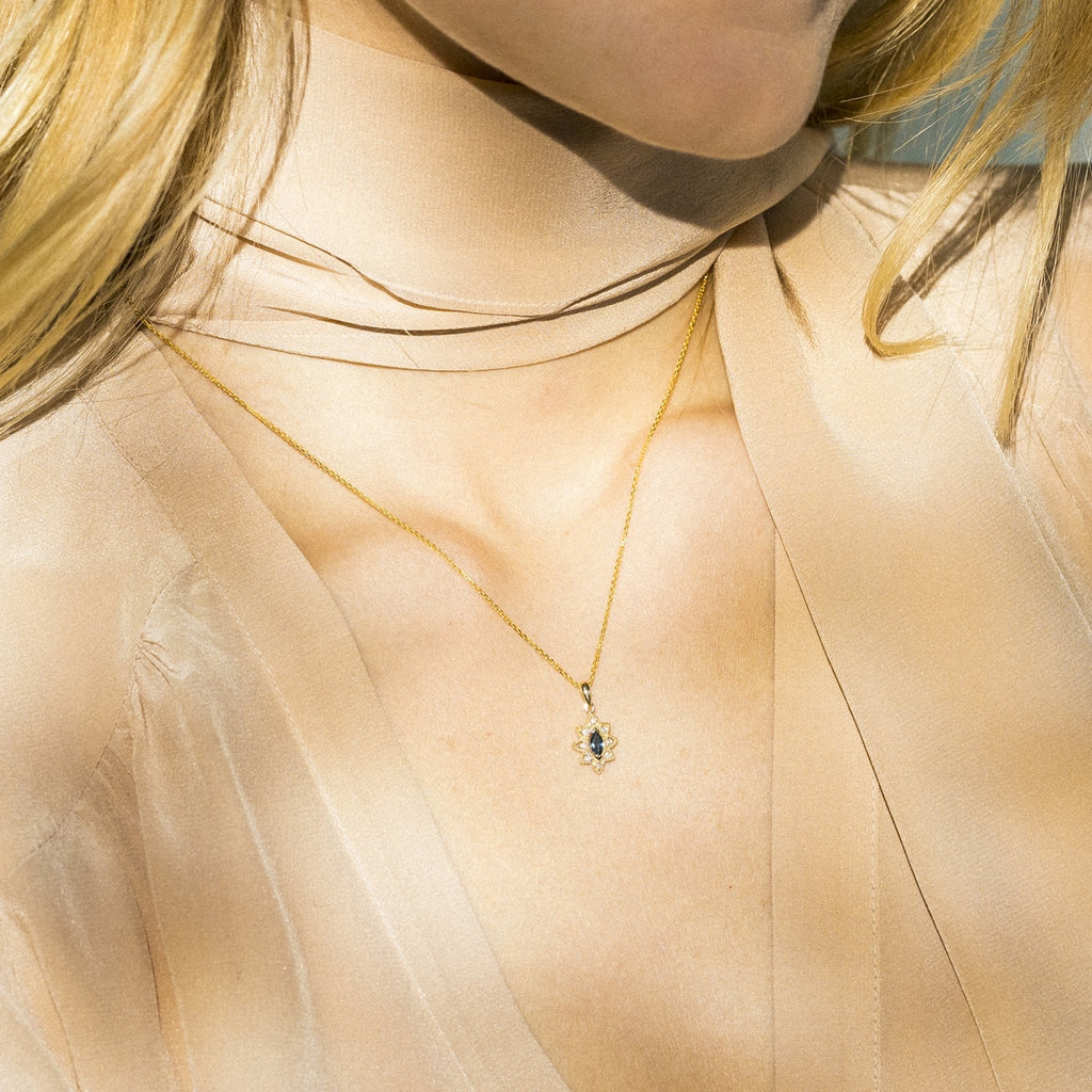 "Solona" Pendant D 0,044/8 Sapphire 0,21/2 - 375/1000 Yellow Gold