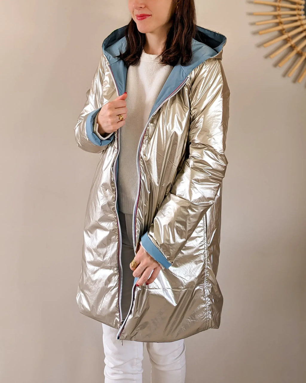 Langer Regenmantel Mandy – Himmelblau/Gold