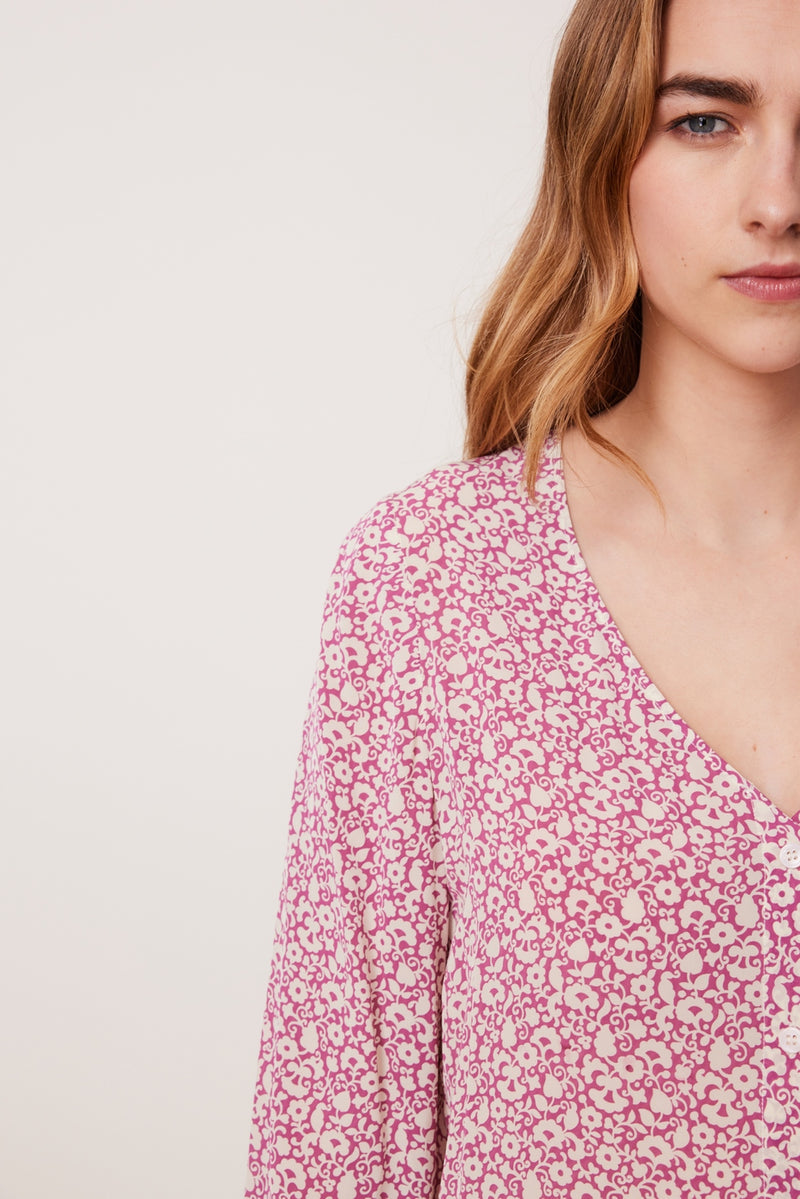 Robe Ramsey - Rose