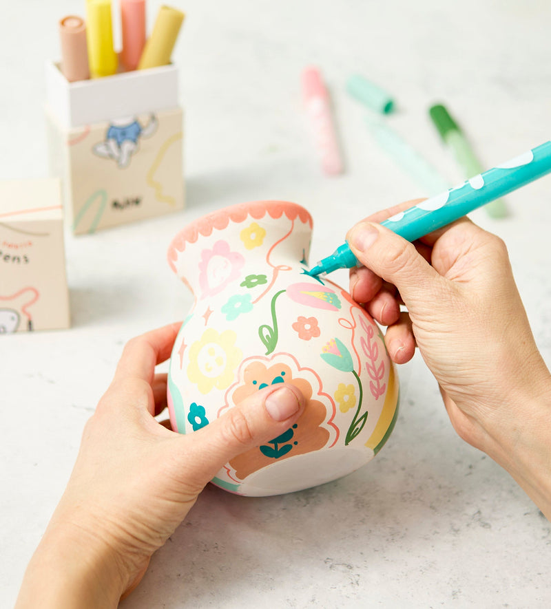 8 Paint Pens