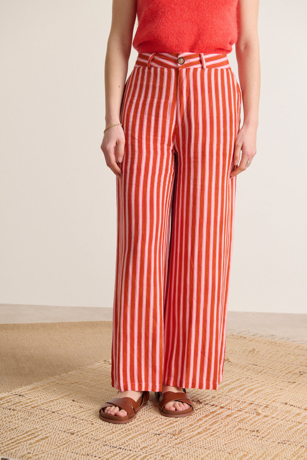 Bas femme coupe fluide et taille haute style vintage avec détails rayures marque française Garance