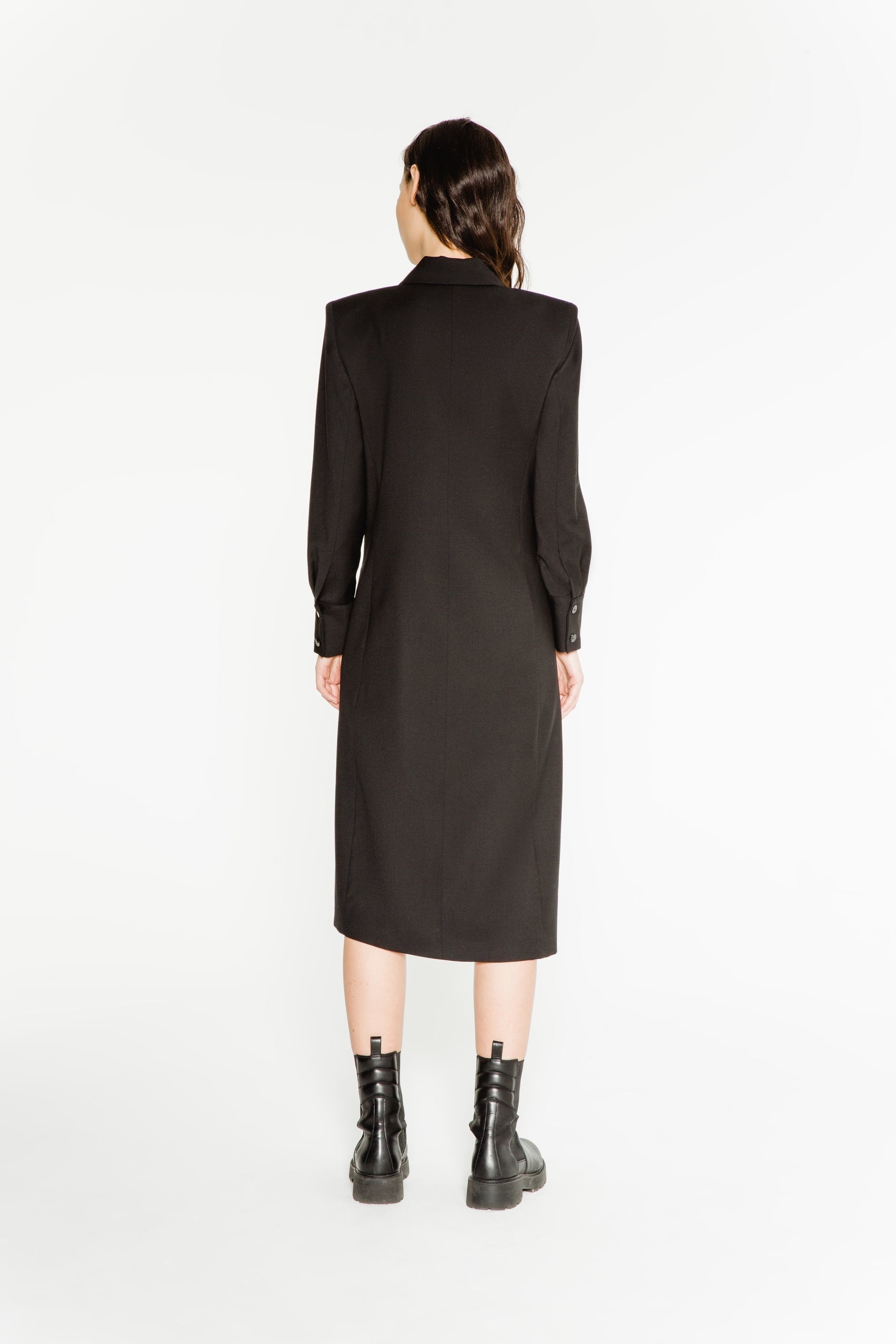 Margaux Lonnberg - Margaux Lonnberg - El Vestido Moretti