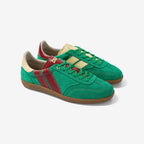Baskets Pine Berry