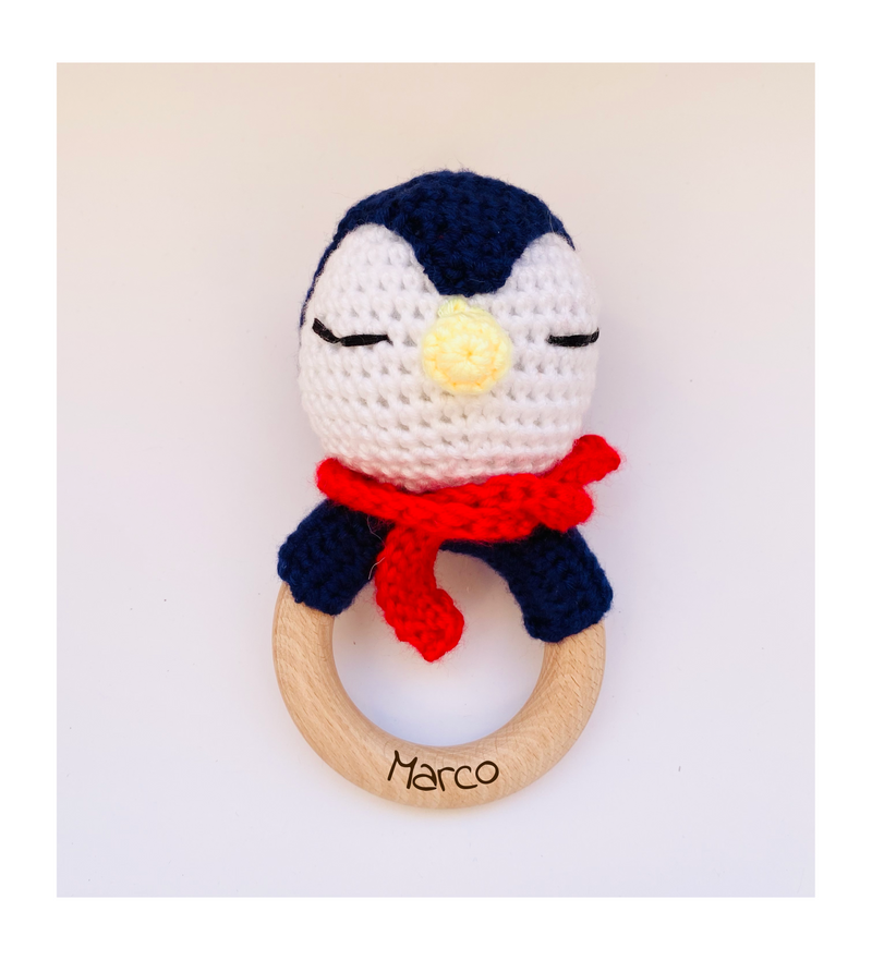 Sonajero de bebé de ganchillo personalizado