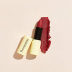 Barra de labios hidratante natural Pomponne en tono Granate