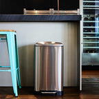 Papelera con pedal Greenwich de acero inoxidable - 30L - Plata