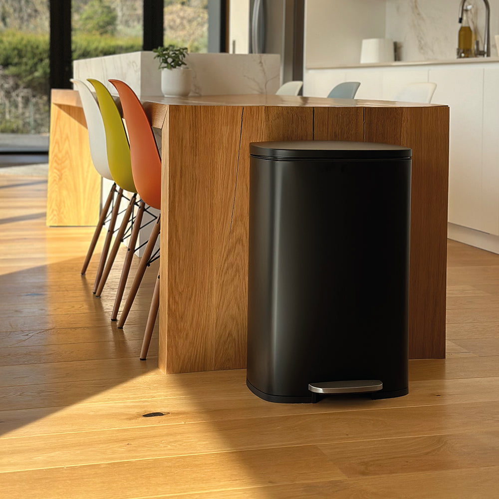 ADMIRAL Design 50L Pedal Kitchen Trash Can Matte Black in Stainless Steel with Bucket and Soft Closing