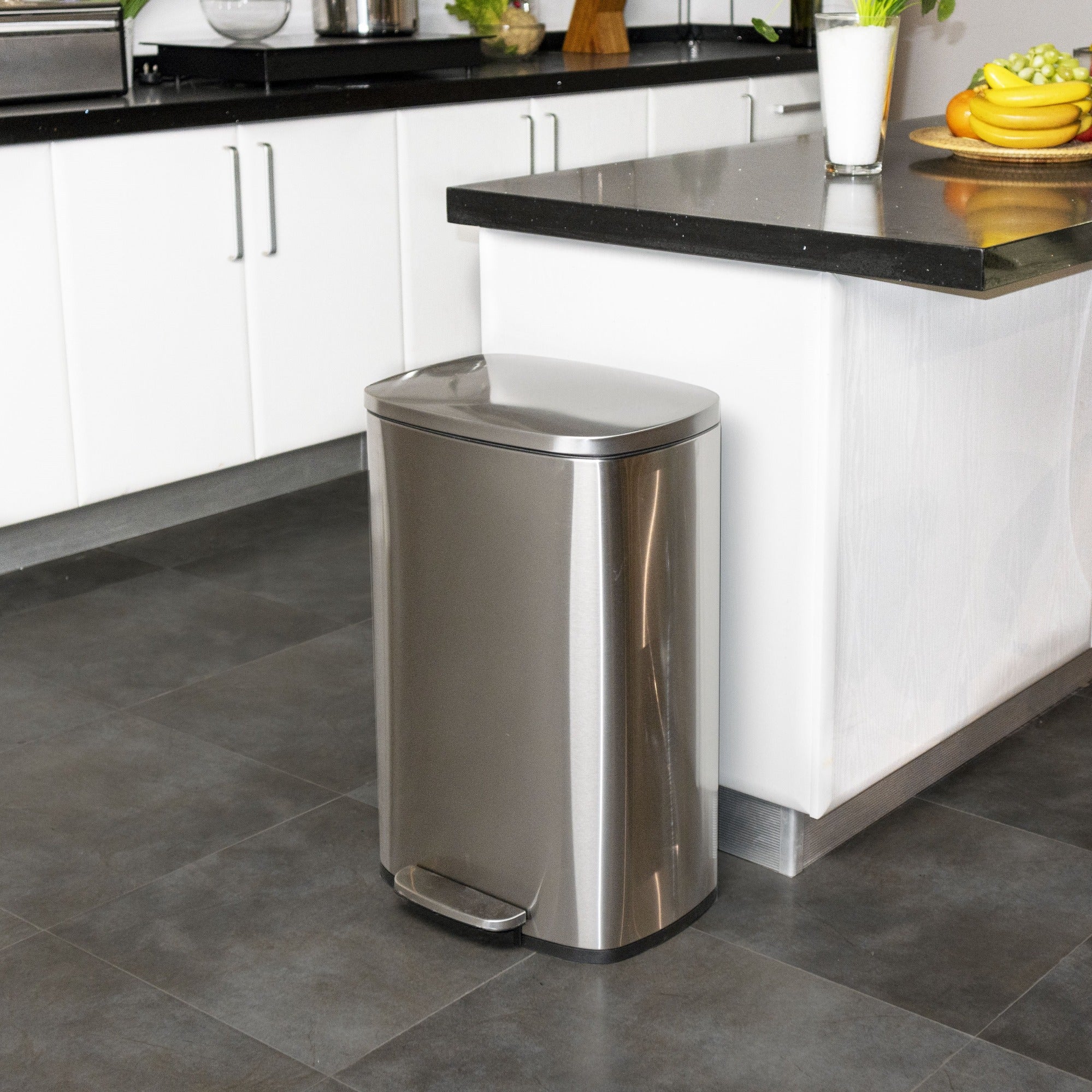 Papelera de cocina con pedal ADMIRAL Design 50L en acero inoxidable cepillado con cubo y cierre suave