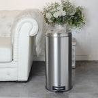 Papelera de cocina básica con pedal y tapa curva URBAN 30L de acero inoxidable cepillado - REDDECO.com