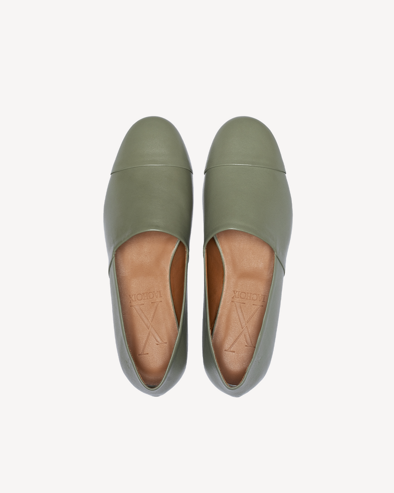 Slip-On de cuero caqui