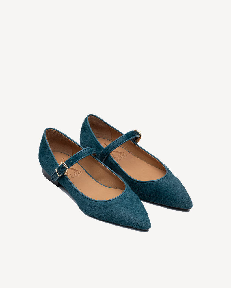 Bailarina Mercedita Pelo Becerro Petróleo