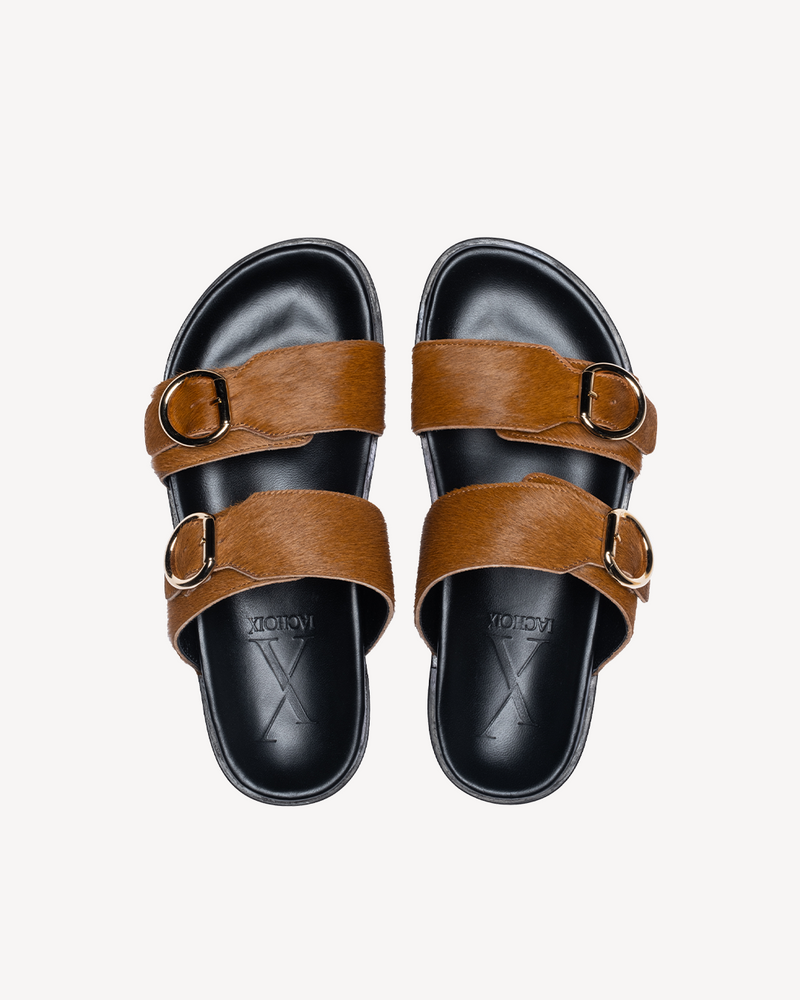 Sandalia Camel con Doble Hebilla