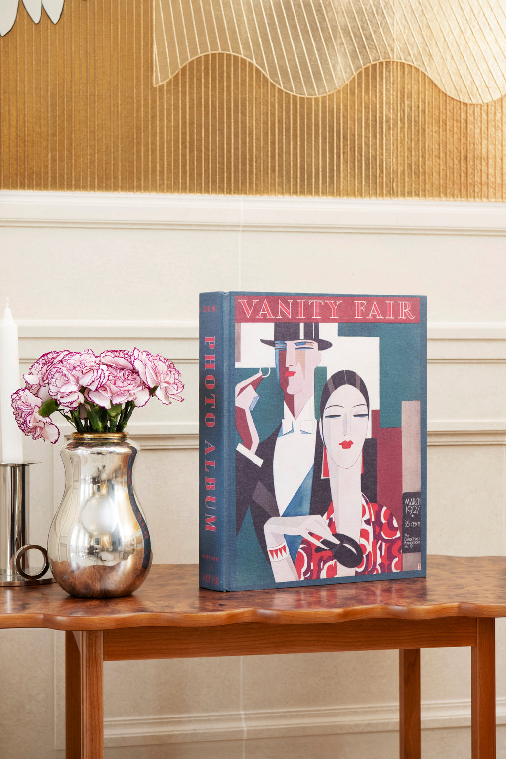 Photo Album Vanity Fair - March 1927 Cover