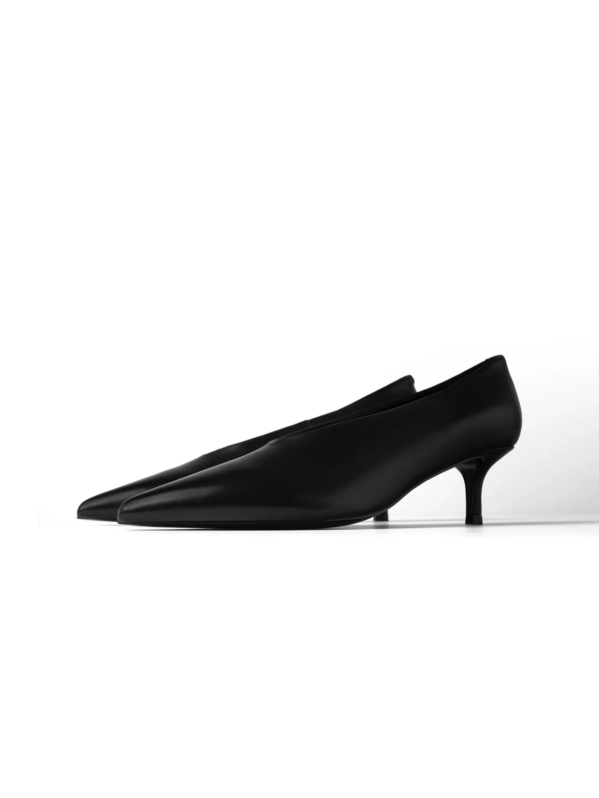 Follow The City Lights Court Shoes - Black