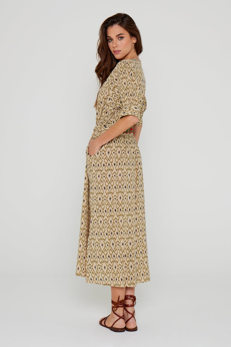 Robe Ravi