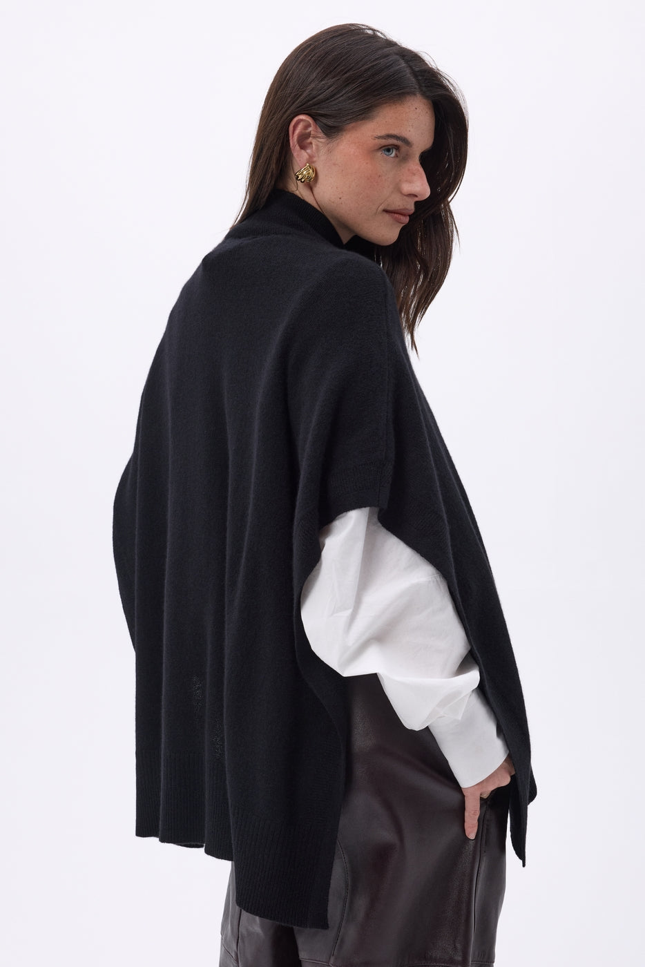 Reba Buttoned Poncho - Black - Women
