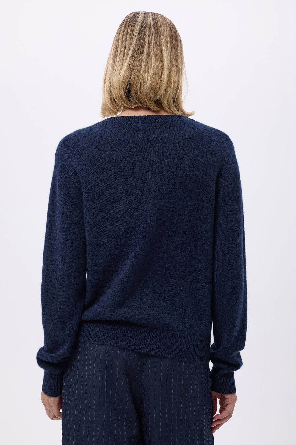 Oversize Cardigan Med Rund Hals Og Gyldne Knapper F Riva - Marineblå - Dame