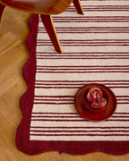 Rouge d'orage – Alfombra de lana a rayas - burdeos Rouge d'orage
